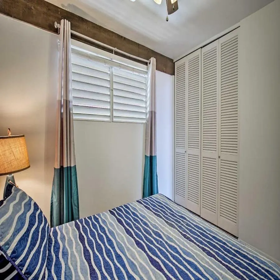 Oceanview 2 Bedroom - Walk To Downtown Kailua-Kona 0*,  Estados Unidos da América